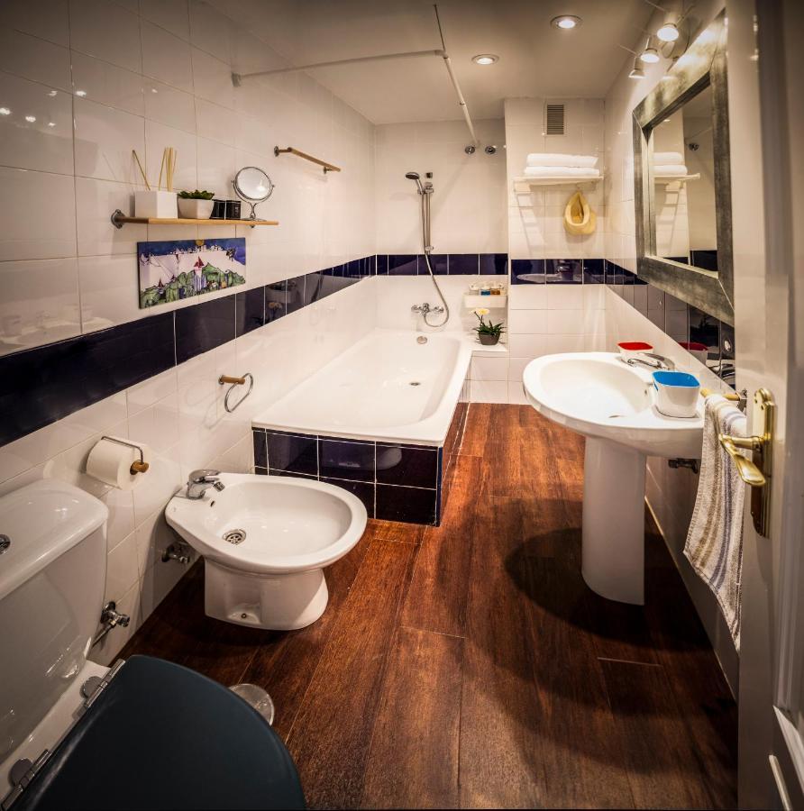 セビリアCenturia Macarena, Apartamento Duplexアパートメント エクステリア 写真