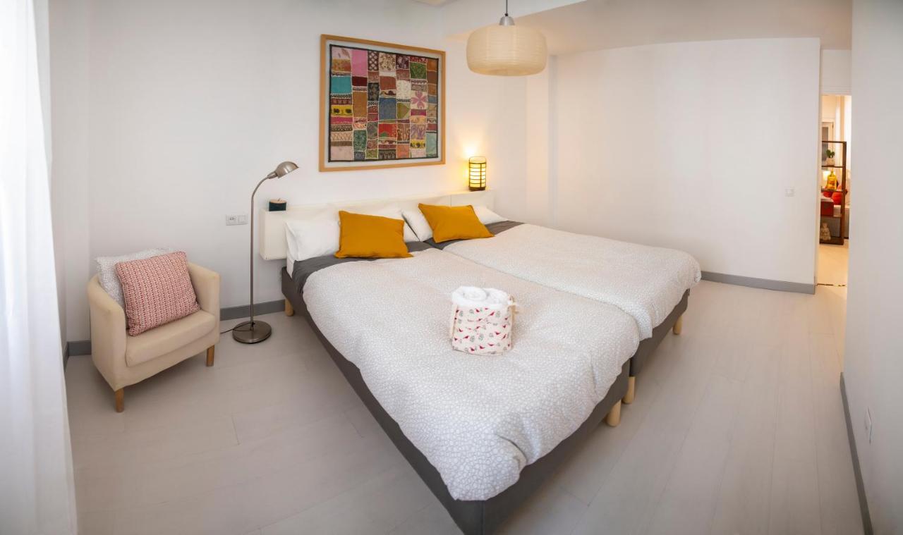 セビリアCenturia Macarena, Apartamento Duplexアパートメント エクステリア 写真